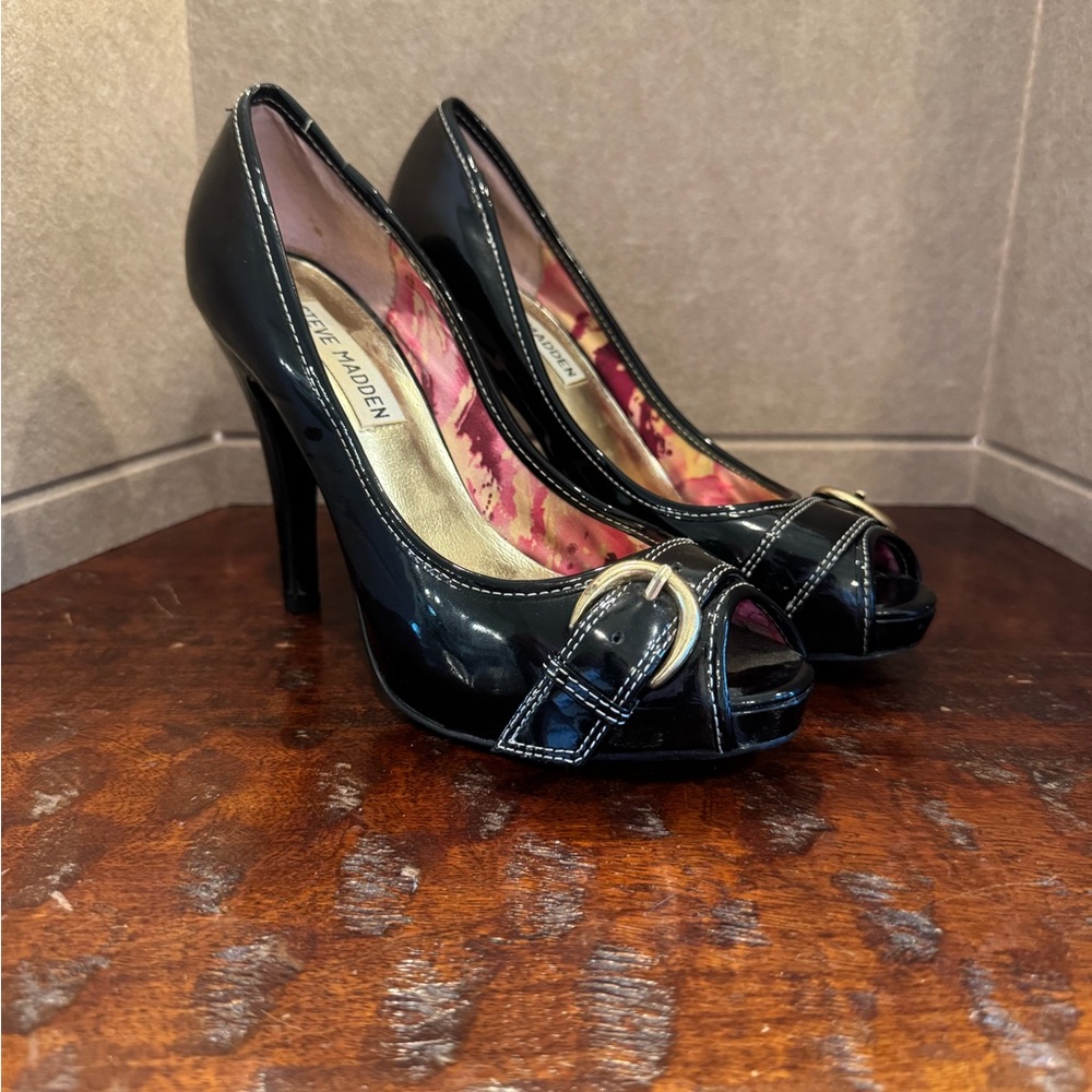 Steve Madden Black Patent Leather Heels with Silver Buckle
